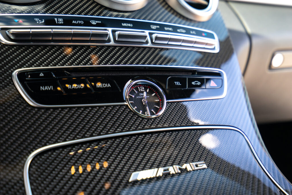 c63 interior 17