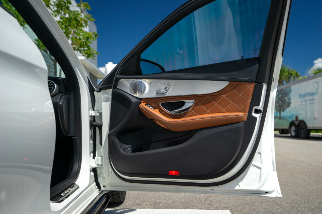 c63 interior 5