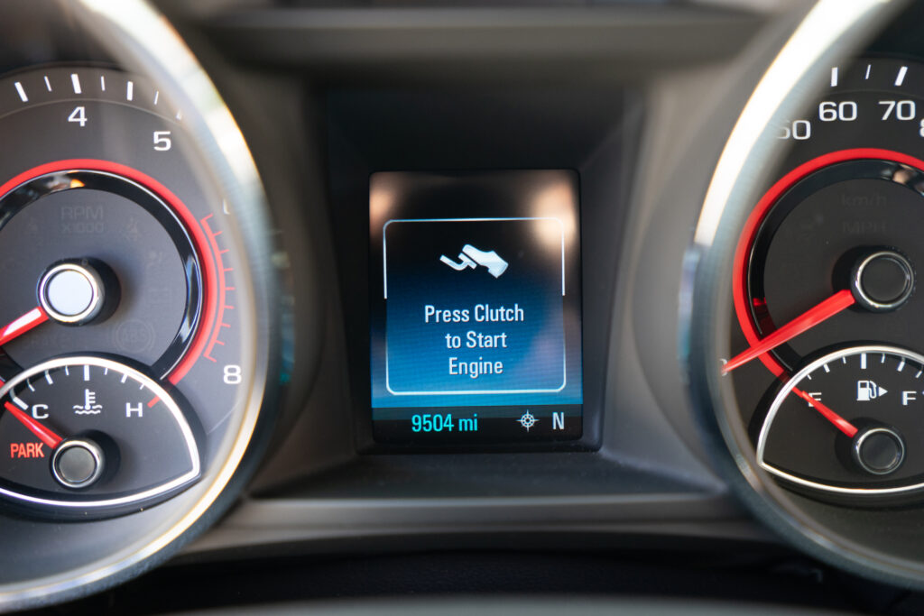 orangess interior 18