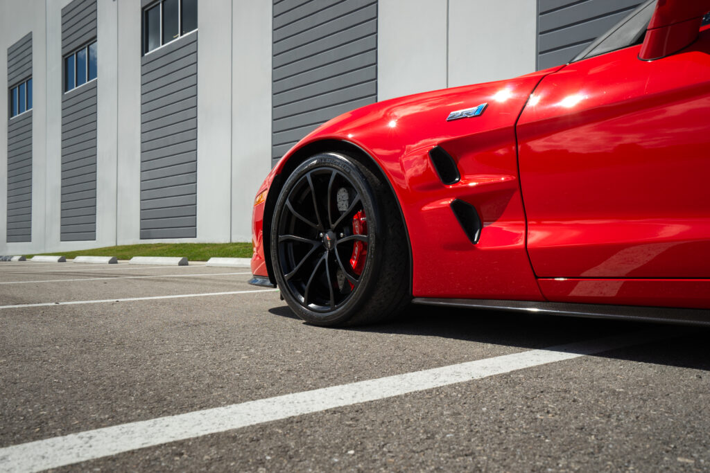 red zr1 cropped 18