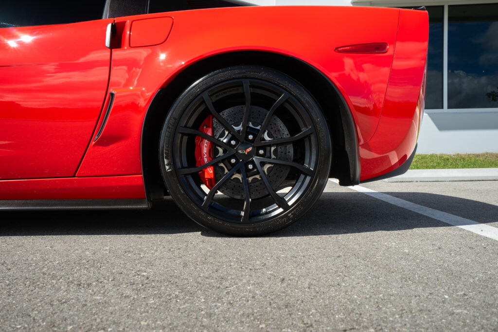red zr1 cropped 19