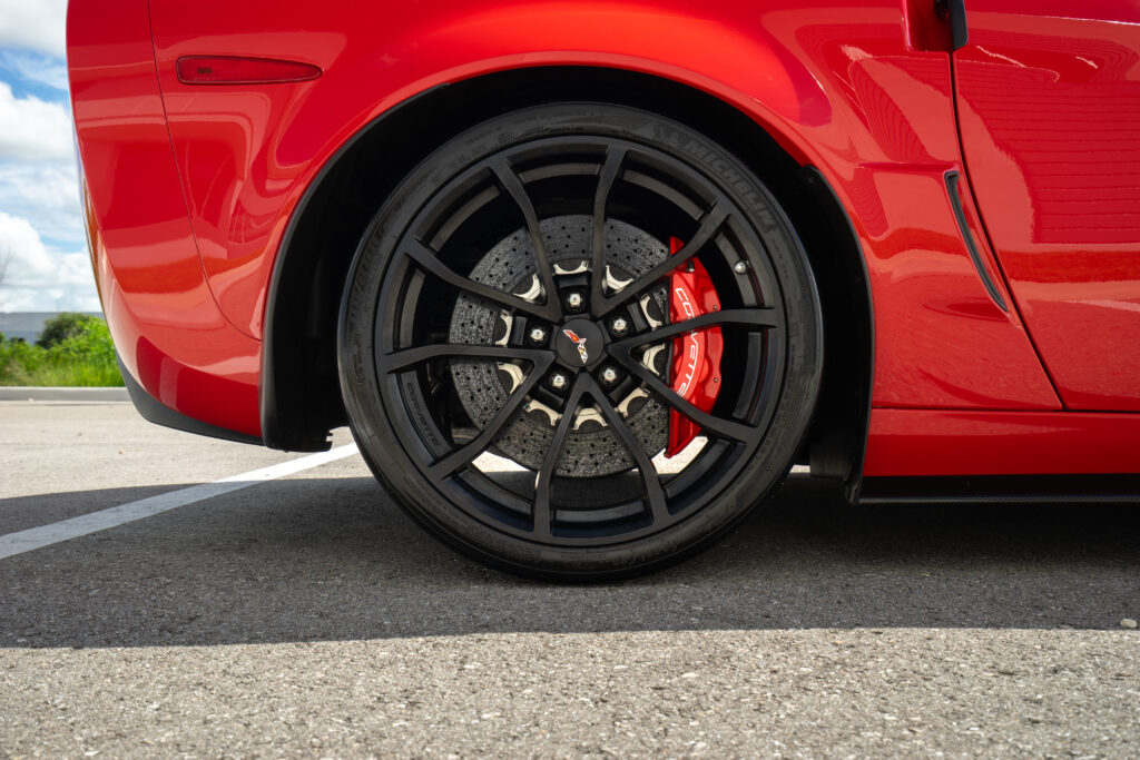 red zr1 cropped 27