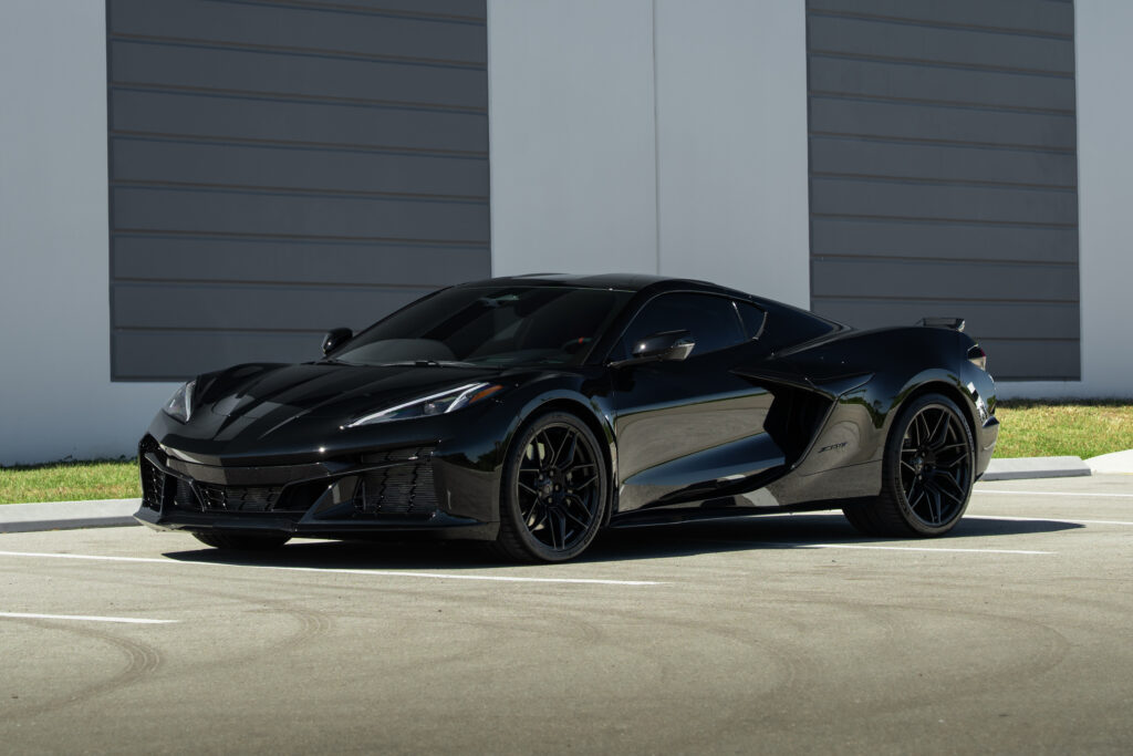 2025 black c8 z06 2
