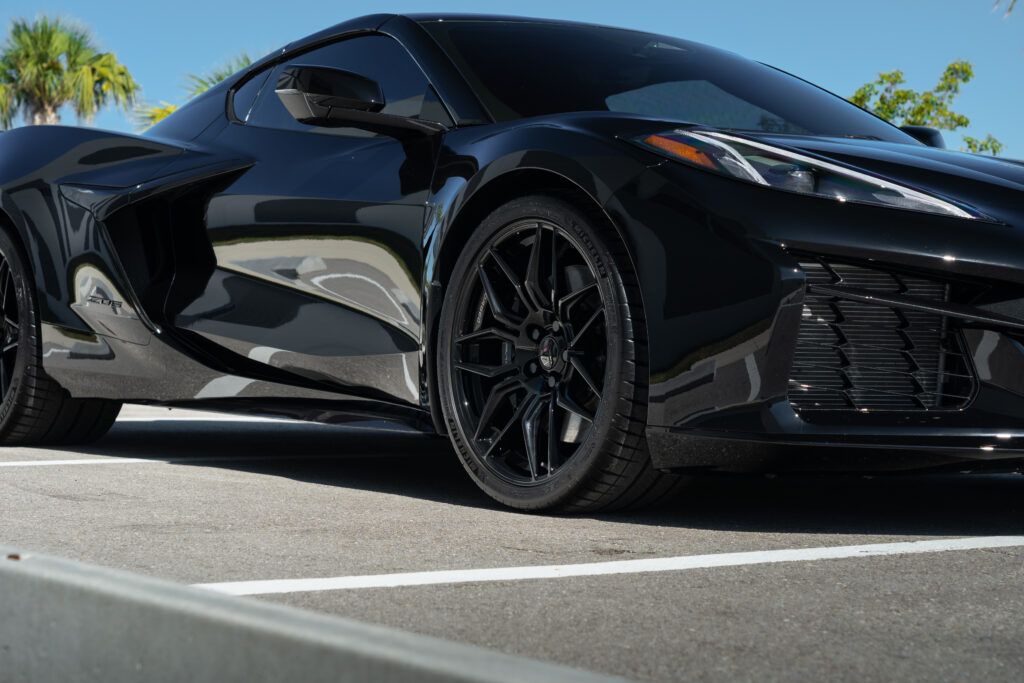 2025 black c8 z06 26