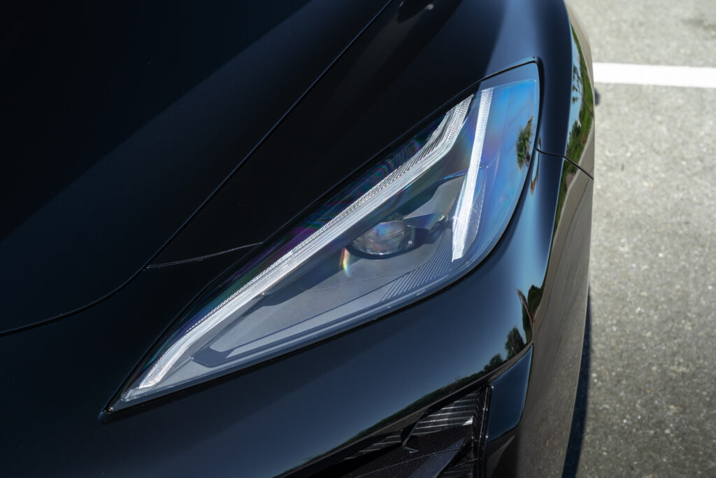 2025 black c8 z06 31