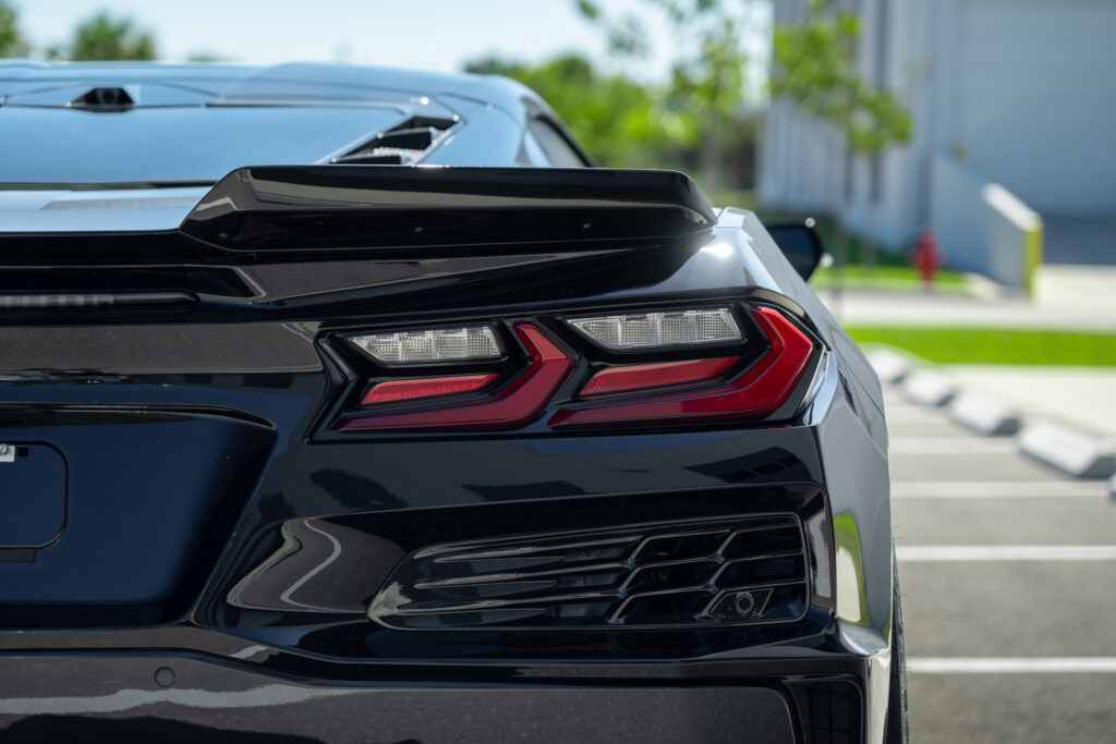 2025 black c8 z06 38