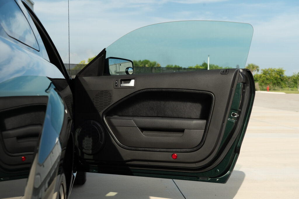 bullitt bat 106