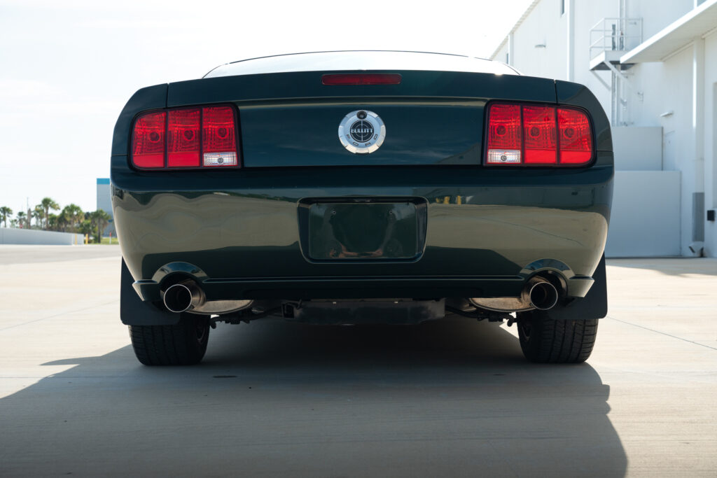 bullitt bat 52