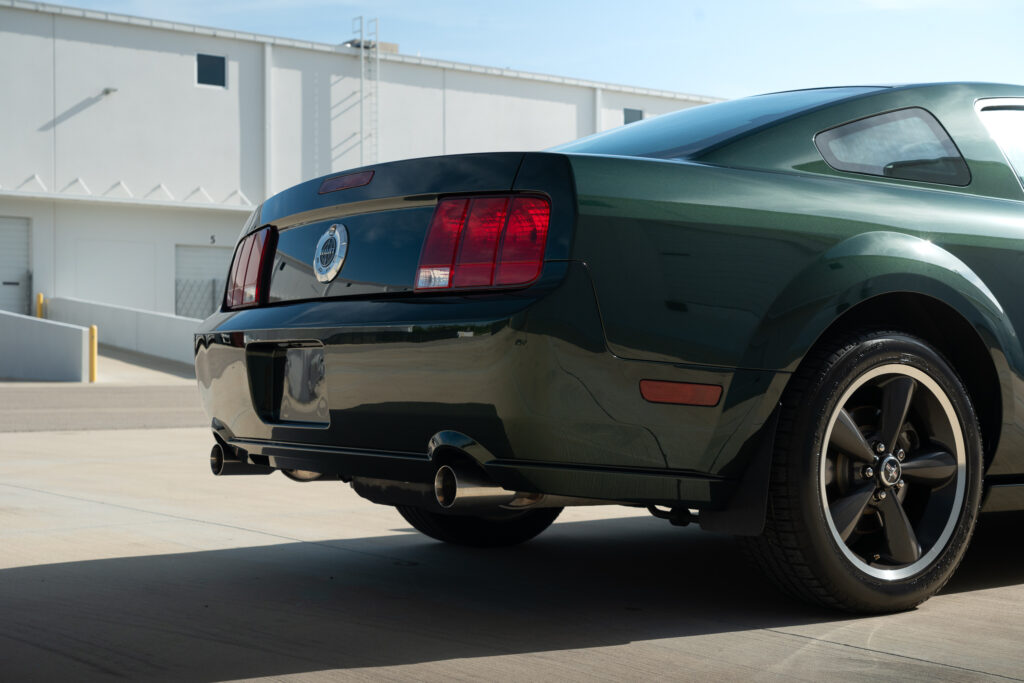 bullitt bat 53