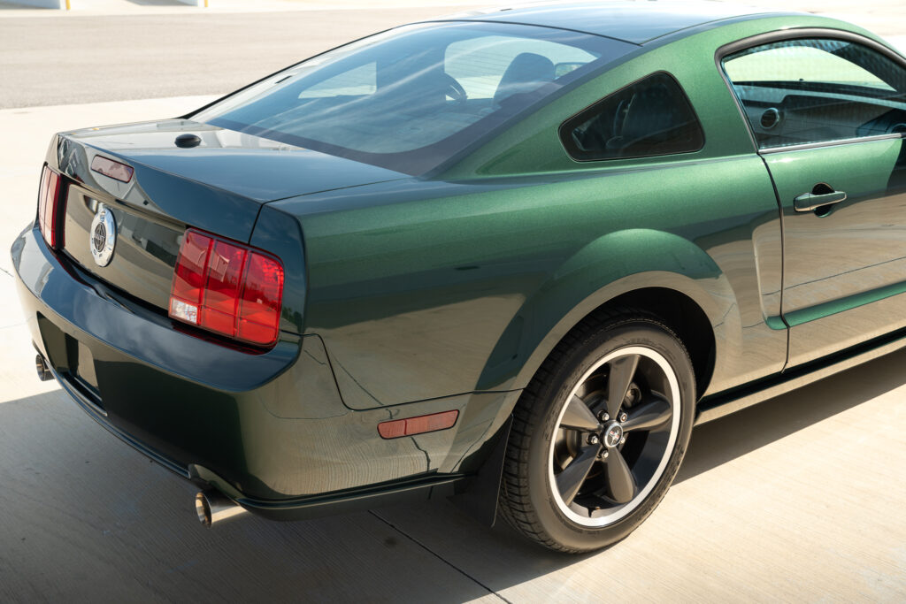 bullitt bat 54