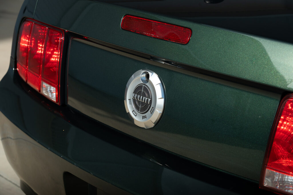 bullitt bat 68