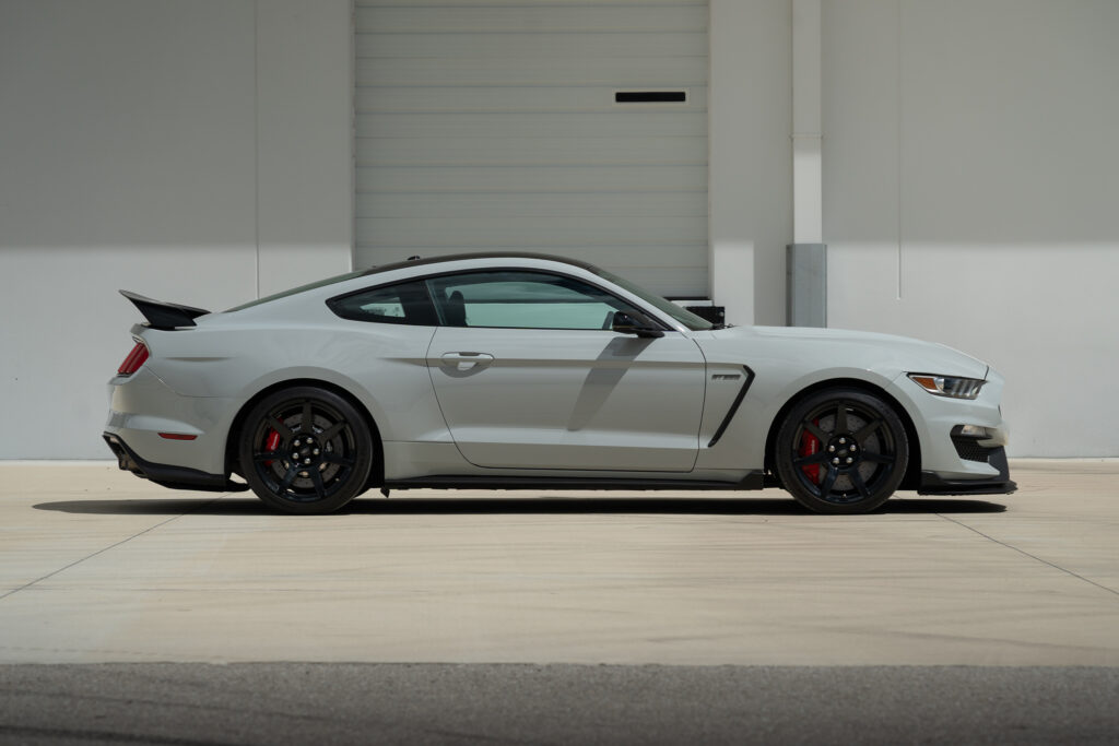 gt350r bat shopexoticars 18